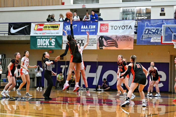 a Silverton Crater 5A Oregon girls basketball final 2024 Leon Neuschwander 1